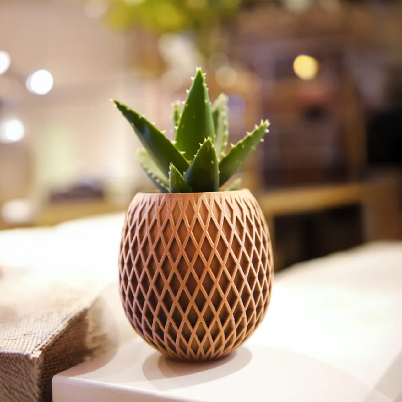 Pineapple Lattice Planter with Hidden Drip Tray