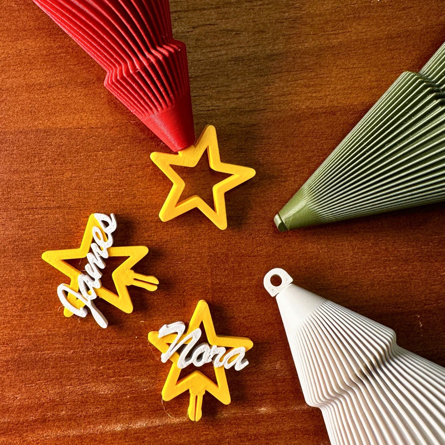 Hearth Collection Medium Forest Green Christmas Keepsake Tree