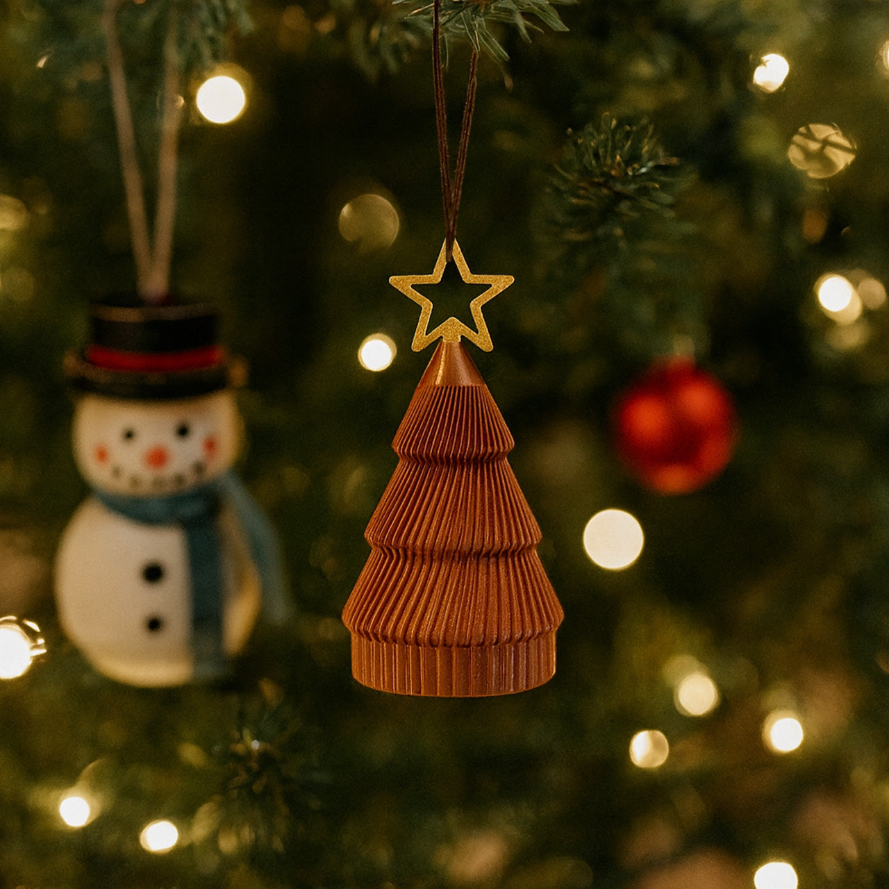 Gilded Collection Small Copper Christmas Keepsake Tree